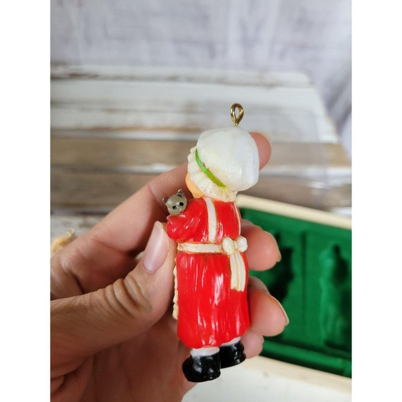 Hallmark Mr Mrs Santa 1981 Claus vintage ornament - Picture 6 of 6
